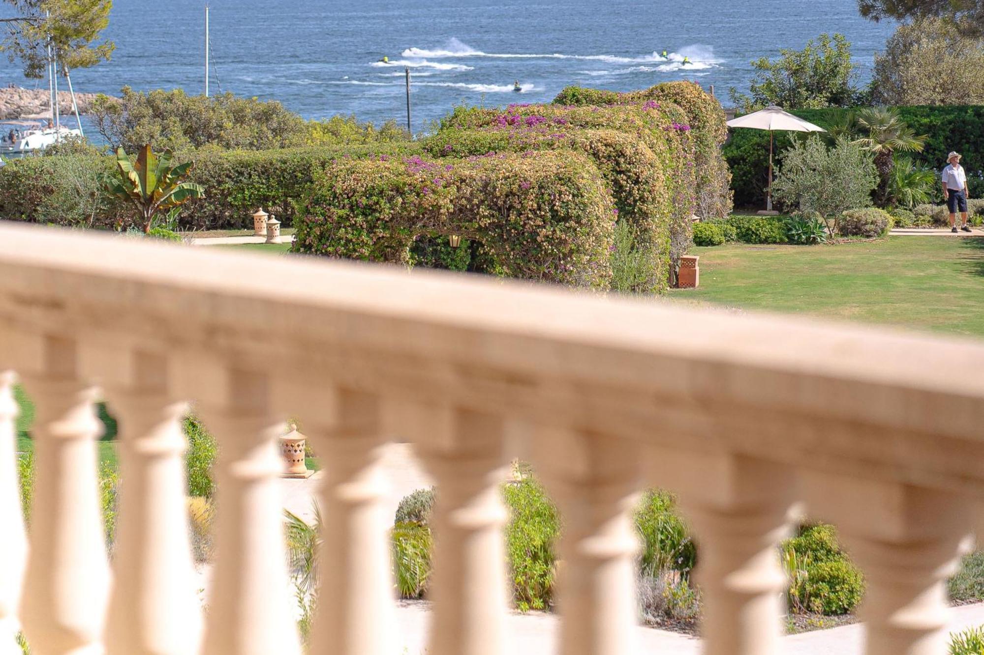 The St. Regis Mardavall Mallorca Resort Palmanova Exteriér fotografie